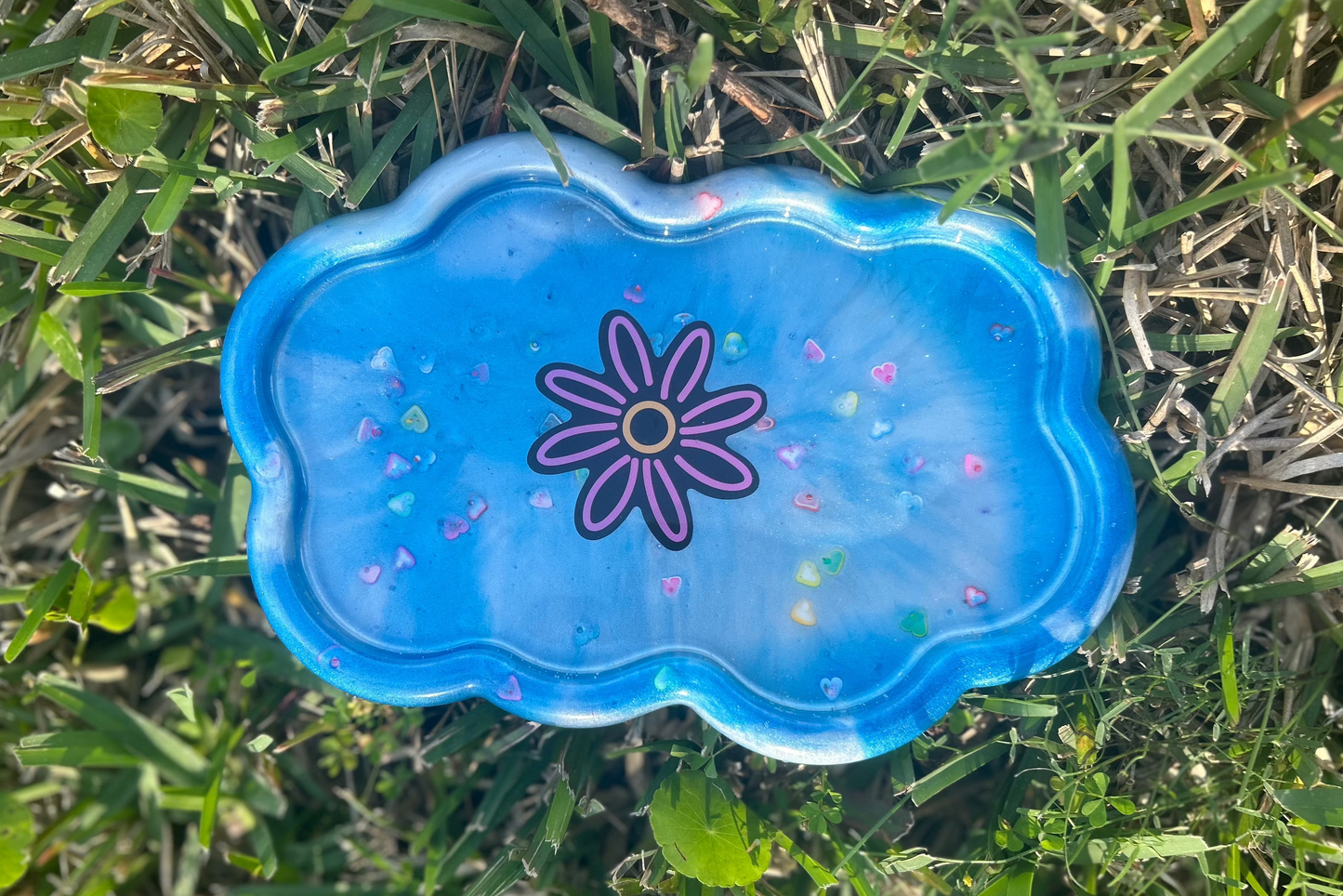 Pink Daisy Flower in a Sky Blue Cloud Rolling Tray